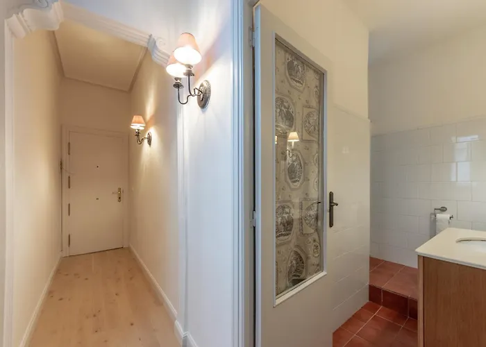 Gaztelu By People Daire